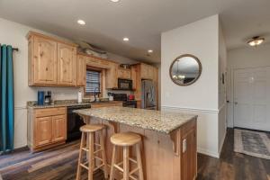 2BR Village At Indian Point1704 near SDC - Free Tickets Daily up to $500