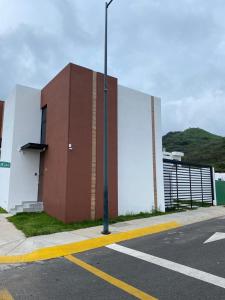 Casa Puerta Paraíso