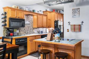 2BR Village At Indian Point 2002 near SDC - Free Tickets Daily up to $500