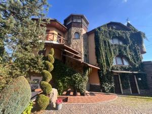 Polyanskiy Zamok - 3hvězdičkové hotely ve městě Poljana