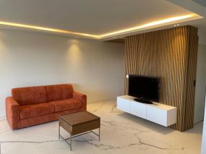 Apartment Sea View with AC and Wifi