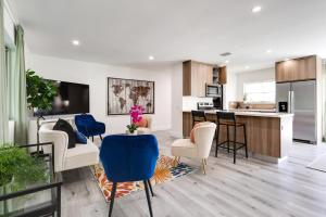 Spacious and Serene Miami Home Walk to Metrorail!