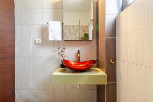 Great sea view apartment kokkini hani