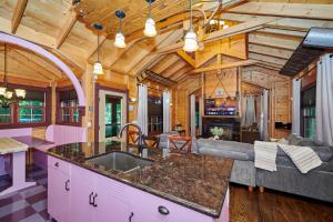 Dollybrook 3 Pet Friendly Community Pool Groups Welcome