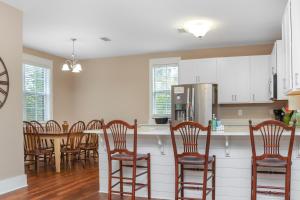 Barefoot Cottage B37 by Pristine Properties