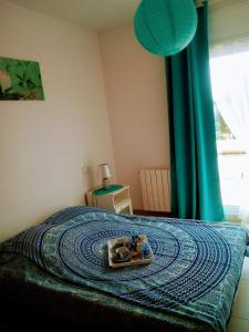 Family villa with sea view and pool