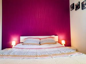 Maisons de vacances Les Merisiers - Maison moderne avec jardin : photos des chambres