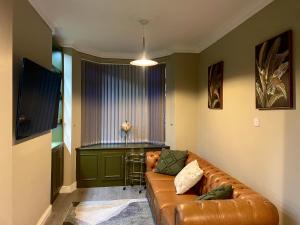 Eachtra House-minutes from city