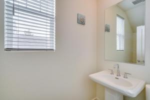 Newly Built Tracy Home with Backyard and Pool Access!