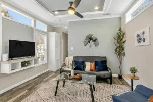 Tiny Home near Green Mountain - Little Byrd House - Owens Cross Roads