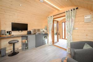 Luxury Glamping Pod - Garthside Farm Holidays