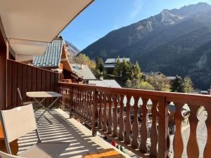 Appartements Appartement Chez Jean - 3 pieces - Champagny-en-Vanoise - La Plagne : photos des chambres