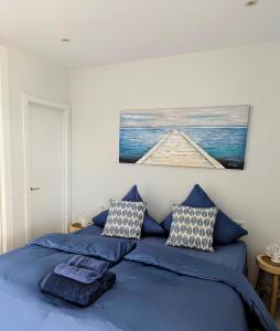 Rise & Shine Beachfront La Cala