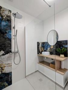 Appartements Le chaleureux, T2 avec balcon : photos des chambres