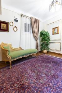 Luxury Retreat Near the Sea Prime Location