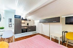 Charmant studio cosy climatisé et parking securisé à proximité du centre ville de lyon