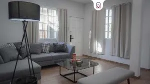 Modern Apartment with 2 Bedrooms Near sea - 马德罗城