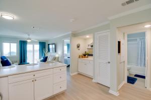 Beach and Pool Access Gulf Shores Getaway!
