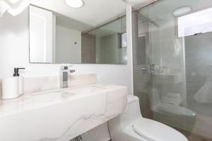 Alcazar de oviedo by Host Medellin