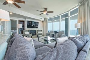 Turquoise Place C0809