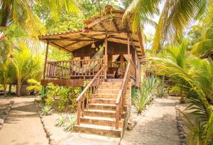 Redwood Beach Resort