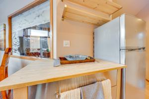 Steps to River Run Gondola Ski Condo with Views!