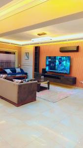 شقة للايجار اليومي علي كرنيش المعادي