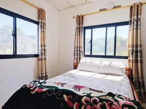 Franz-Josef's Bar - Batukunku