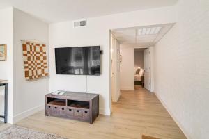 Walk to Branson Landing! Condo with Community Pools