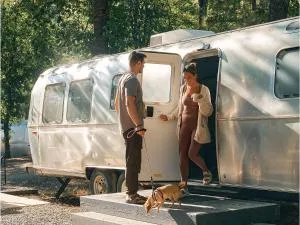 AutoCamp Sequoia - Lone Pine