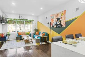 W3S - Large 7br 3bath - Sleeps 20 - 3 Living rooms - Yard and Deck - Ubytování bez kategorie ve městě Bayonne