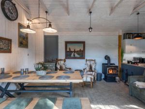 Chalet in Roprachtice near Ski Slopes