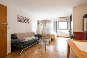 Hermoso Estudio a pasos de Plaza Güemes