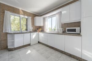 New! Villa Sa Bassa Sea Views and BBQ