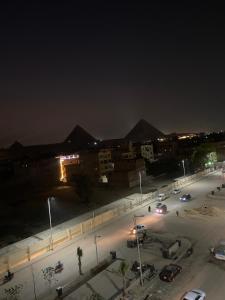 Cheops pyramids inn