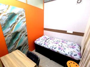 Utopia Guest house for men