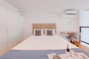 Well Designed Studio Loft at Kingland Avenue Apartment By Travelio