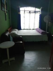 Deiphi and Risa homestay