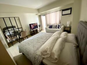 Manhattan Plaza Tower 1, Araneta City Cubao, Quezon City, Metro Manila