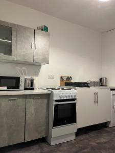 Comfortable One Bedroom Flat