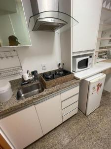 Flat Life resorts, beira lago.