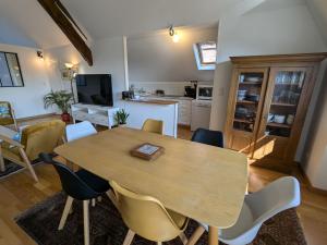 Appartements Appartement lumineux avec jardin a Montargis - FR-1-590-562 : photos des chambres