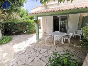 Pavillon 7 pers avec piscine, clim, parking à Valras-Plage - FR-1-781-76