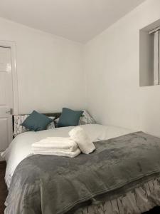 Comfortable One Bedroom Flat