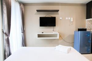 Nice Furnished Studio Apartment Grand Dhika City By Travelio
