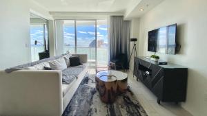 One Lux Stay at W Residences