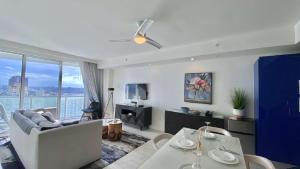 One Lux Stay at W Residences