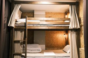 ゲストハウスandコワーキングほとり