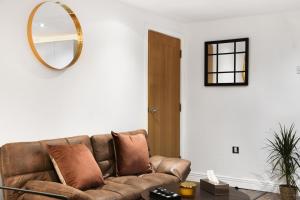 E15Stratford 3bed 2bath plus Parking