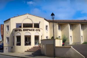 Hotels Hotel Espace Cite : photos des chambres